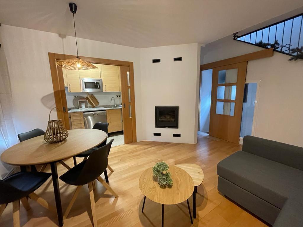Apartamento La Anaza Villanúa Zewnętrze zdjęcie